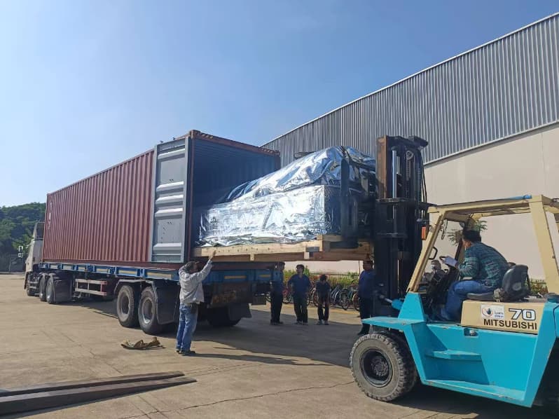 Zero Damage in Global Shipping! Wooden Crate Packaging Safeguards Warping Machine!